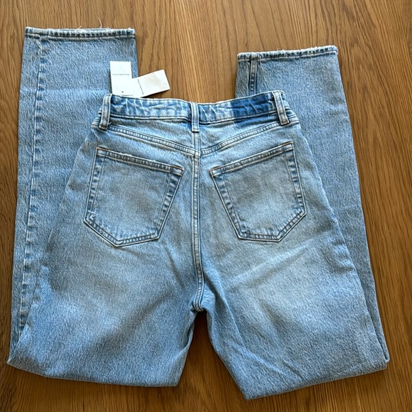 NWT The Dad High Rise curve love jeans in size 0 from Abercrombie. - Picture 2 of 5